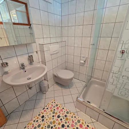 Apartment Anita 1 150m From The